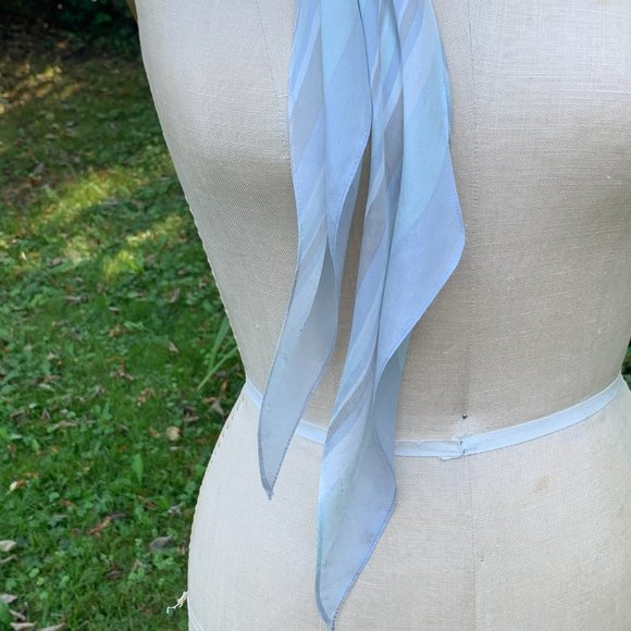 Liz Claiborne 100% Silk Scarf in Blue Tones - Picture 7 of 10